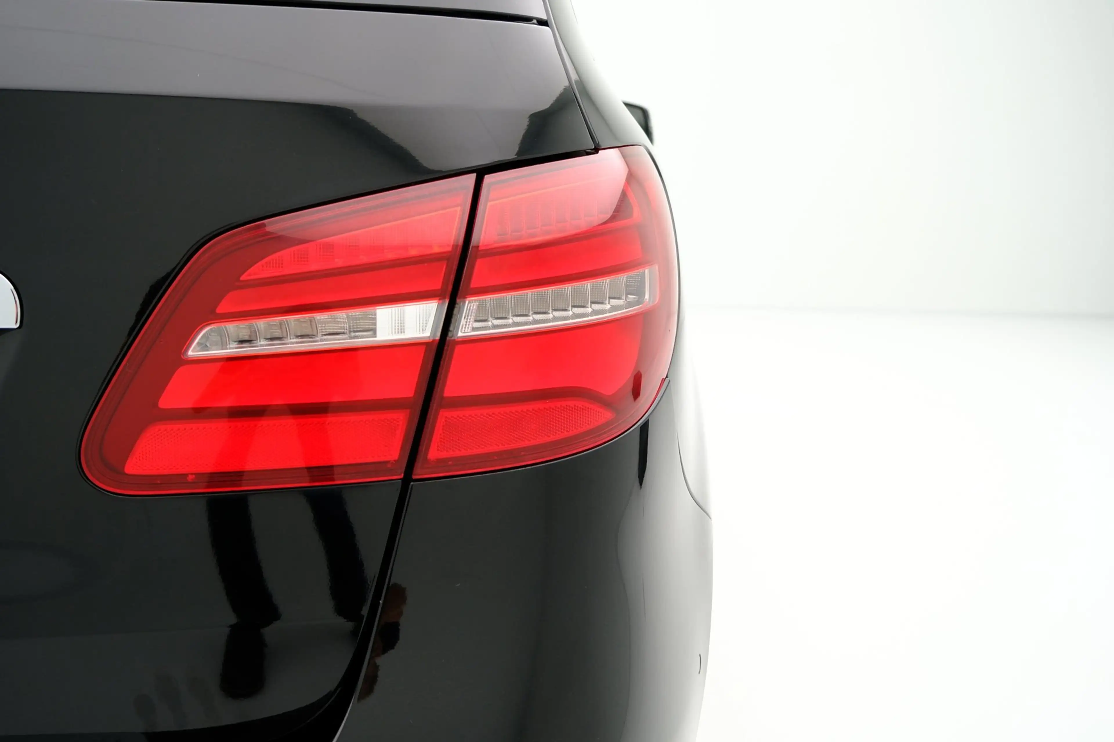Mercedes-Benz B 180 Ambition Navi|PDC|LMV|Trekh. — photo 22