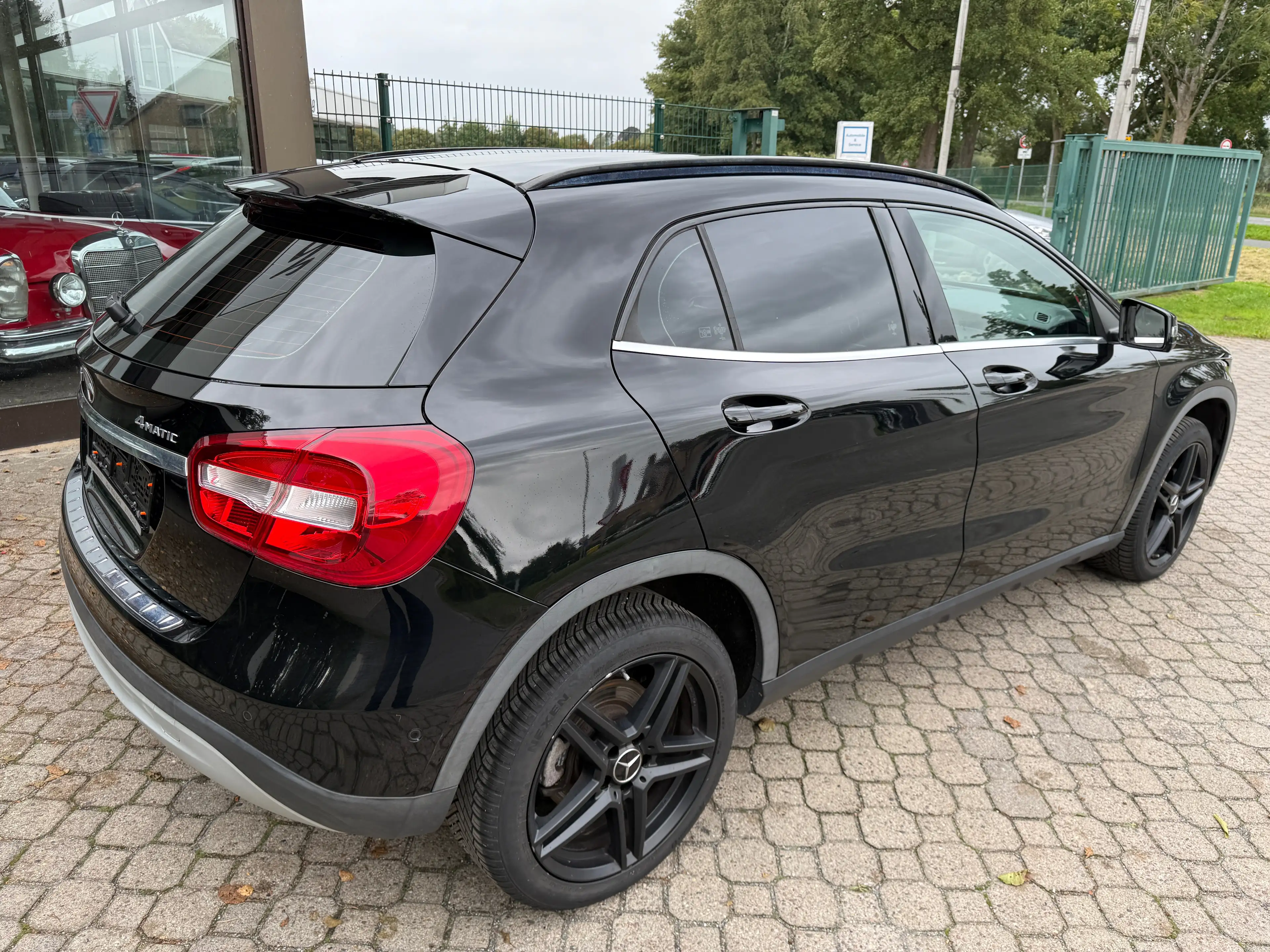 Mercedes-Benz GLA 200 CDI 4Matic Style *HU neu*AHK*Navi*PDC*SHZ*Teilleder*Automatik* — photo 5