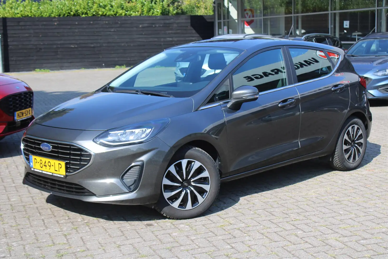 Ford Fiesta 1.0 EcoBoost 125pk mHEV 5dr Titanium Gris - 2