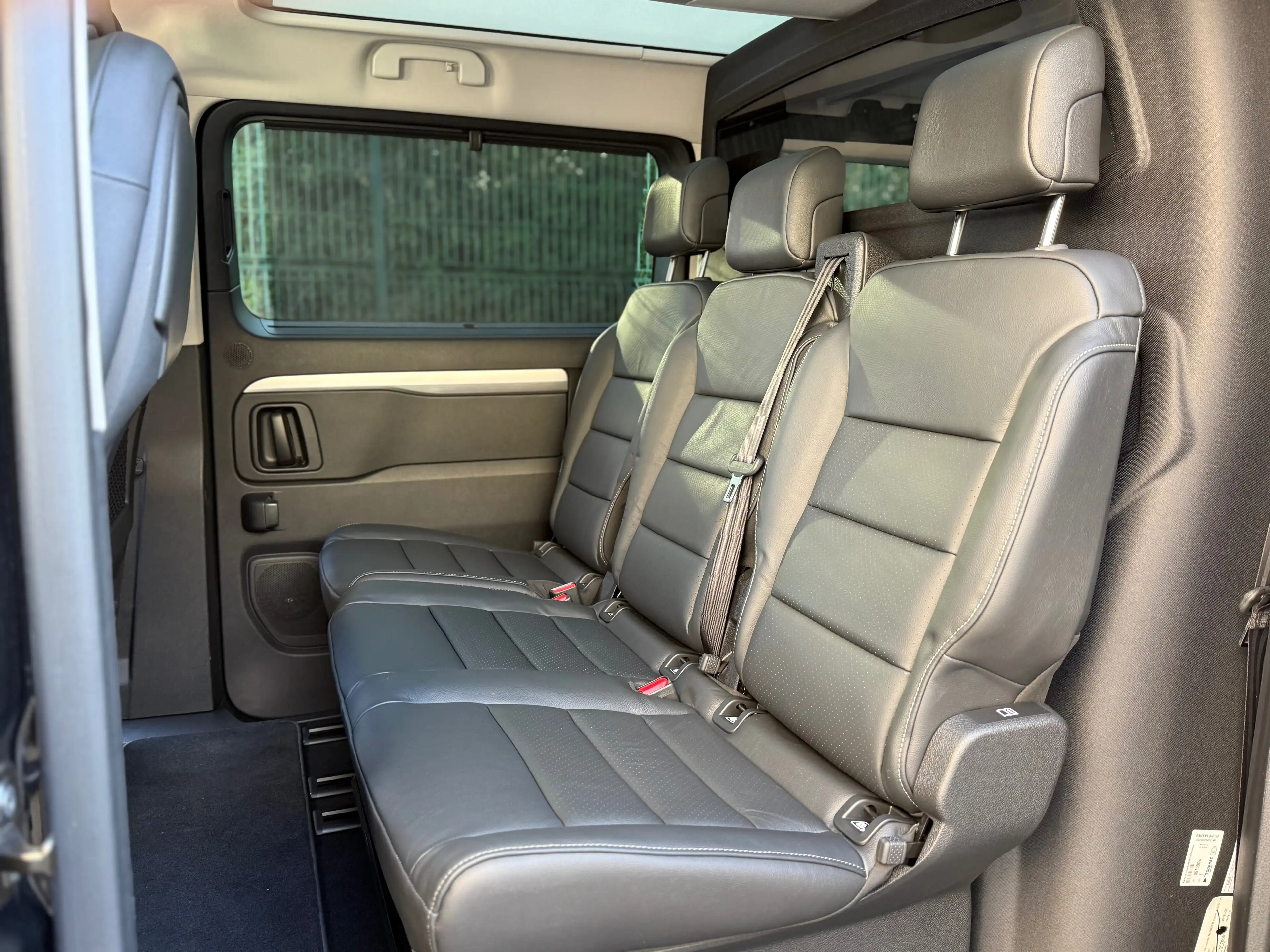 Peugeot Traveller 2.0HDi L3 TVAC DOUBLE CAB 5PL AUTO GPS CAMERA — photo 13