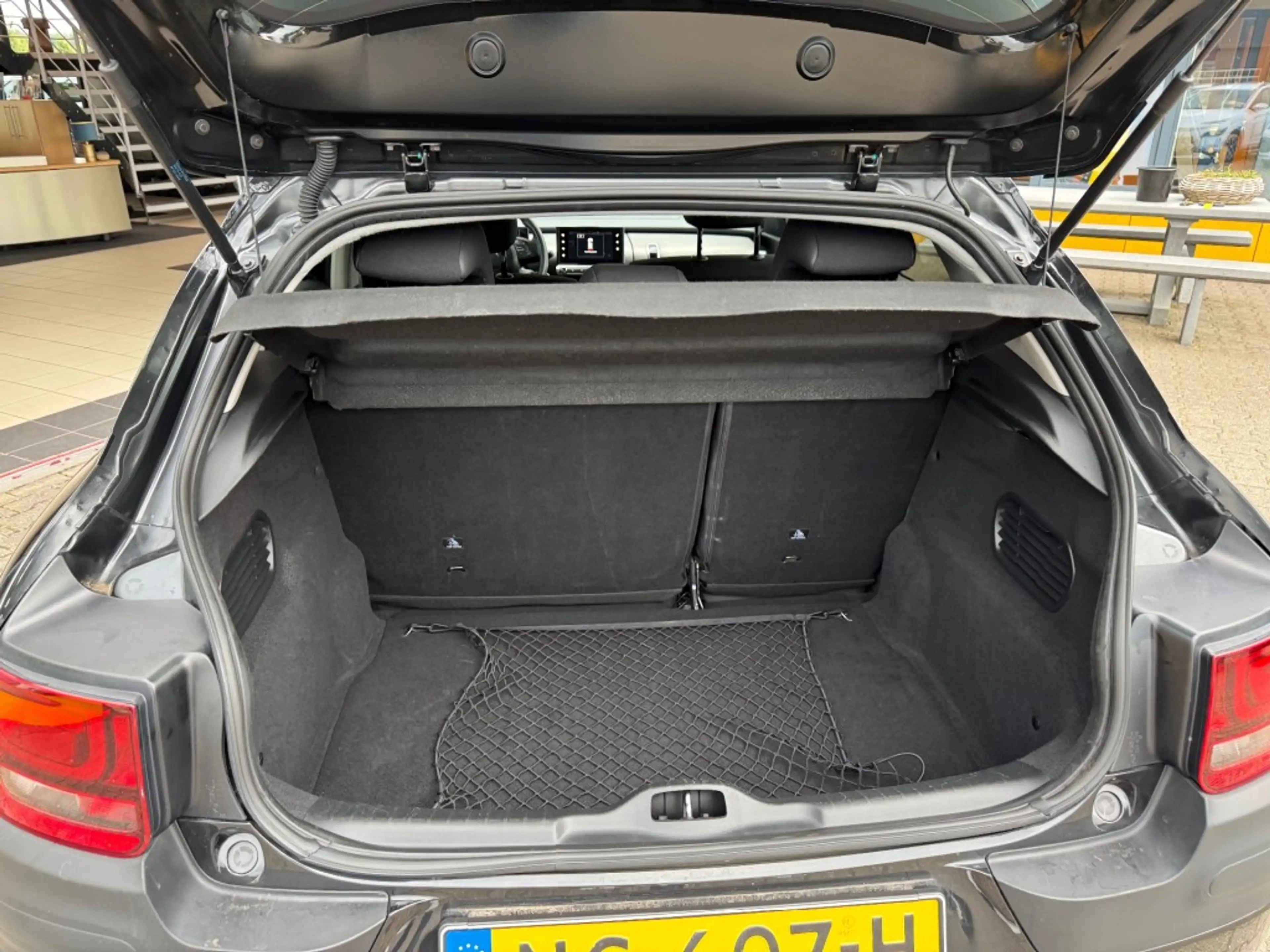 Citroen C4 Cactus 1.2 PureTech Shine - camera - navi — photo 17