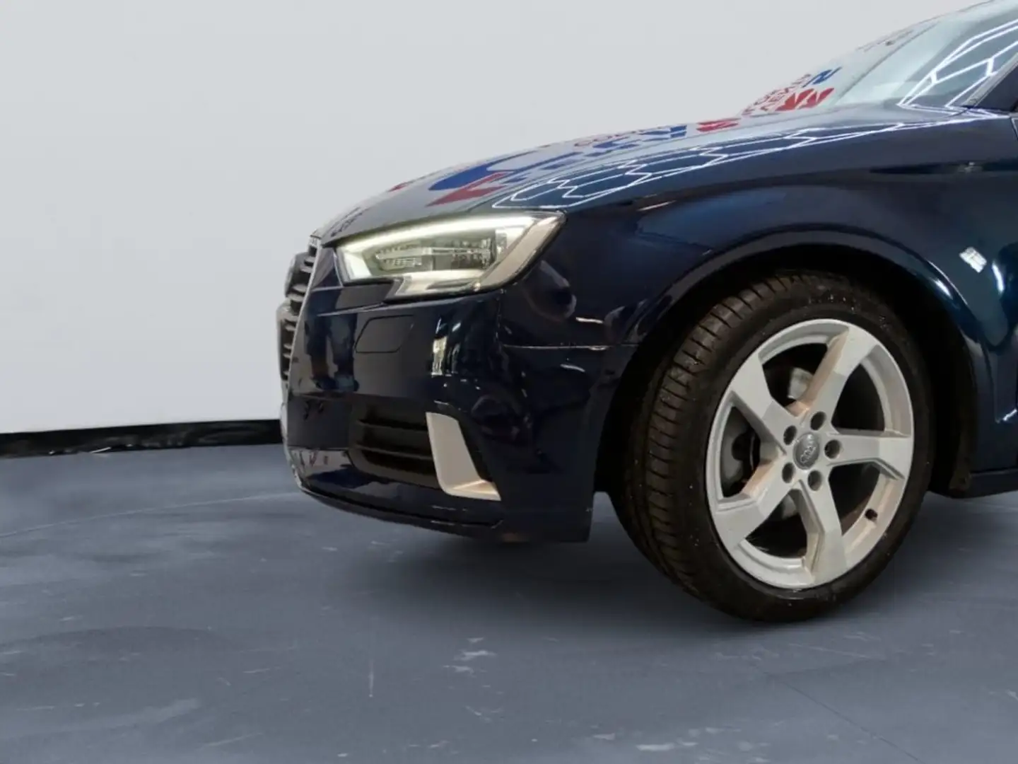 Audi A3 Sedán 30 TFSI Design 85kW - 2