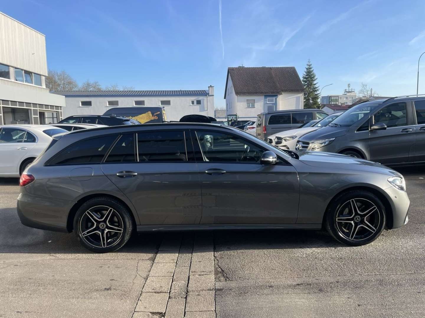 Mercedes Classe E 300 AMG Line -  - Joinsteer - #2