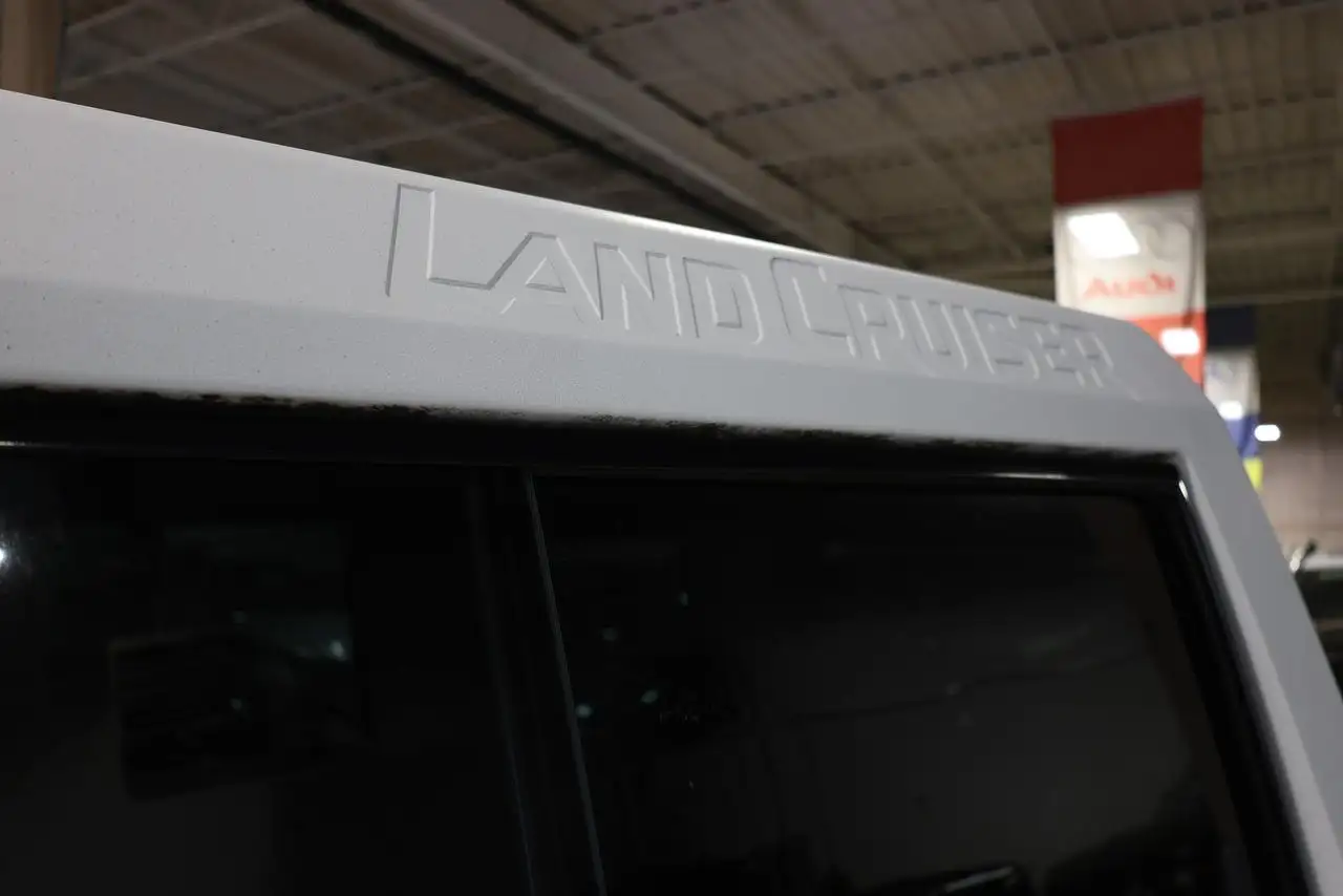 Toyota Land Cruiser снимка Toyota Land Cruiser