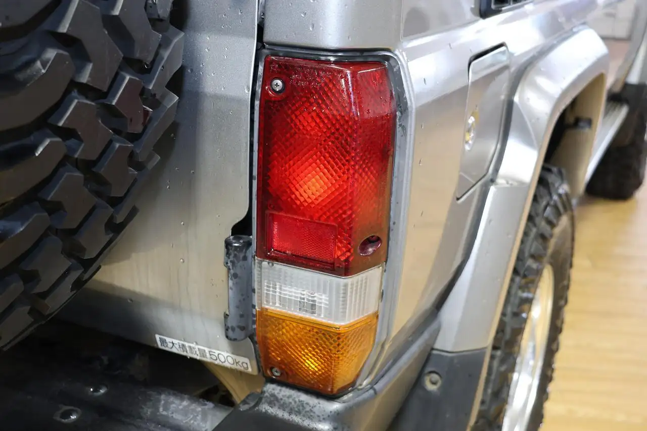 Toyota Land Cruiser снимка Toyota Land Cruiser