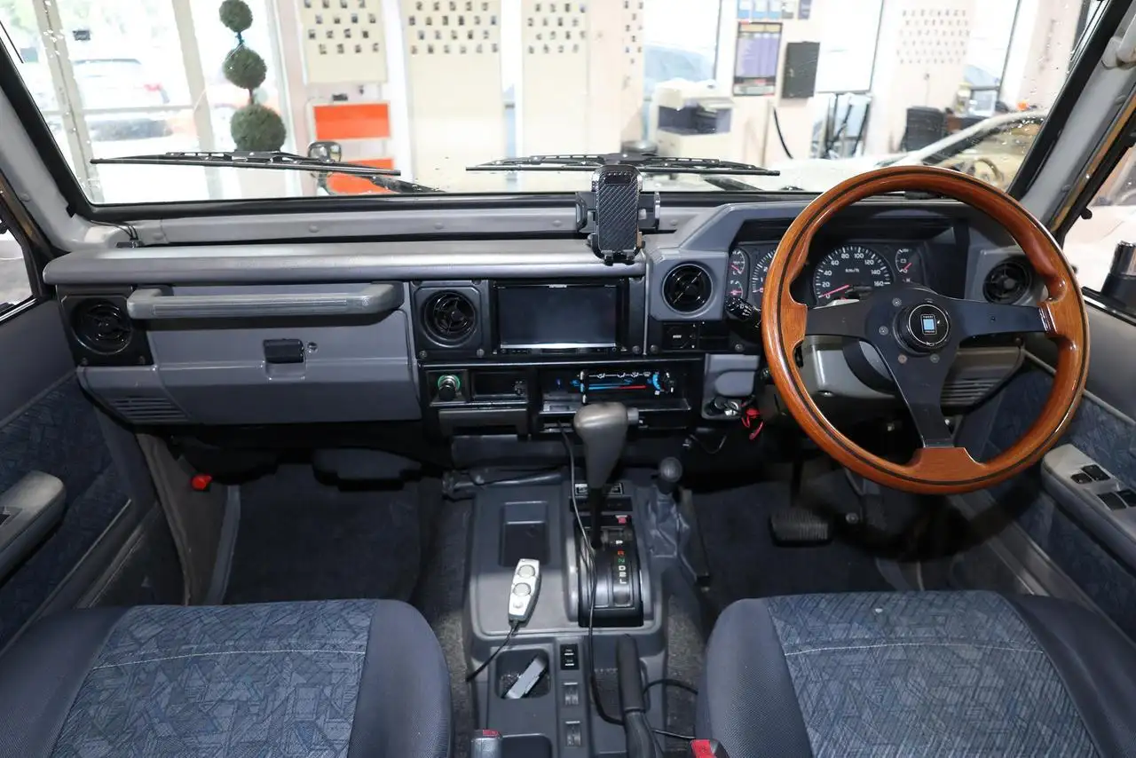 Toyota Land Cruiser снимка Toyota Land Cruiser