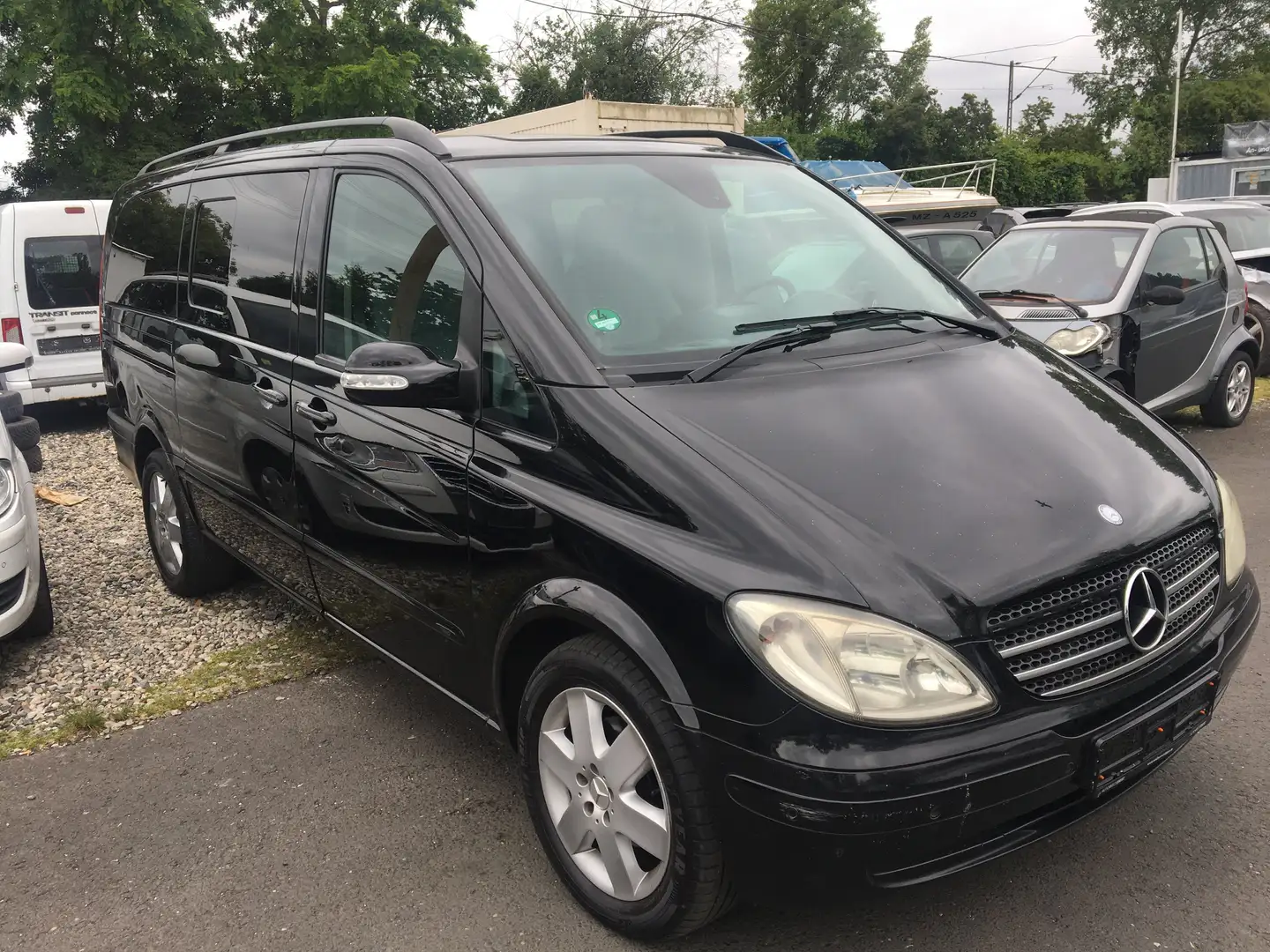 Mercedes-Benz Viano 2.2 CDI lang AUTOMATIK. 6 PLÄTZE. MOTOR PROBLEM Noir - 1