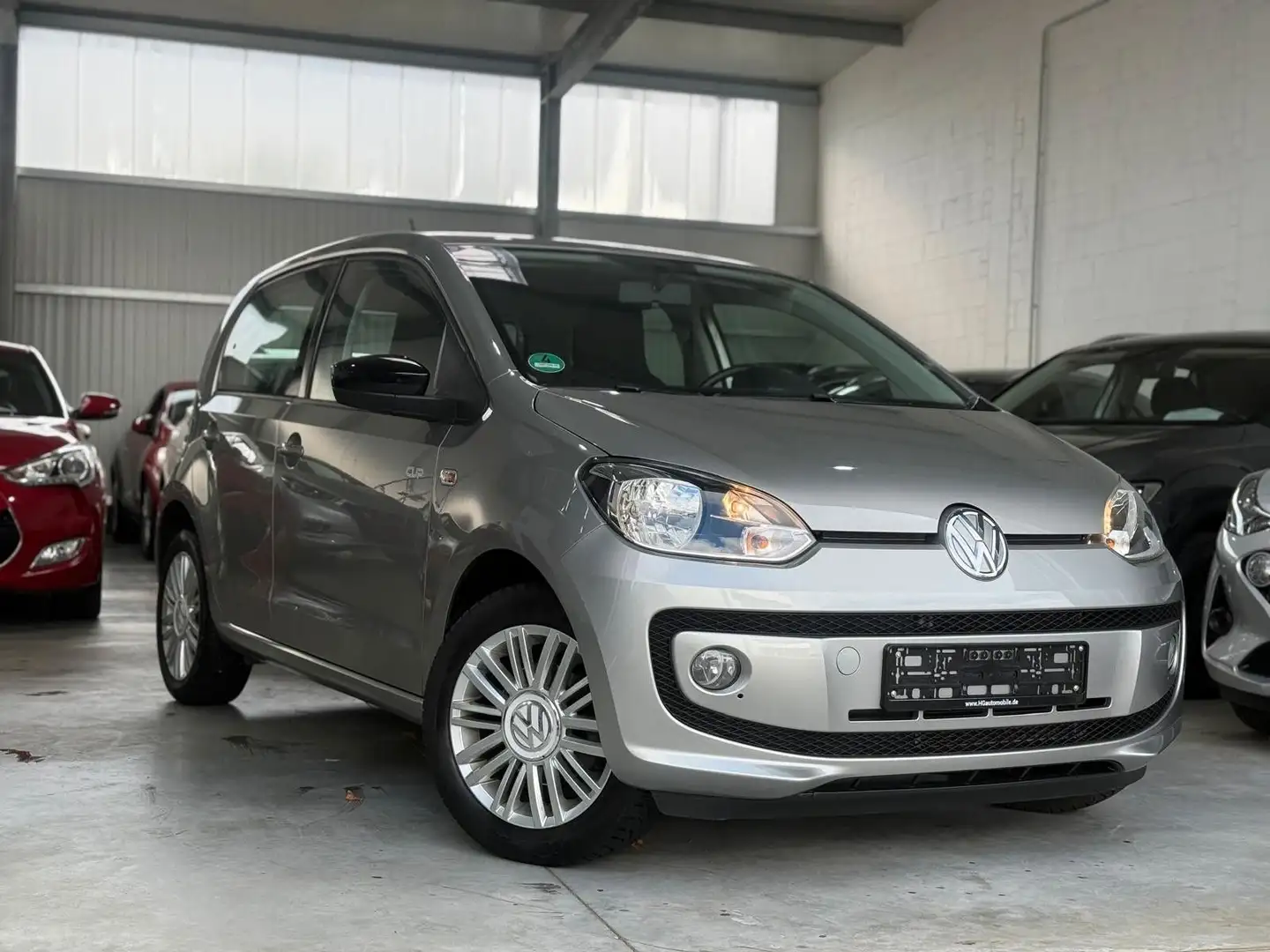 Volkswagen up! cup 1Hand Klima SHZ Automatik Argent - 2