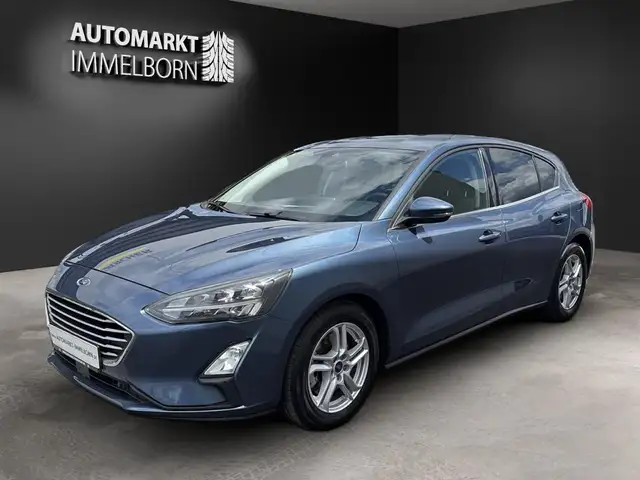 Ford Focus view 4