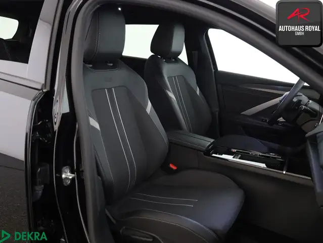 Opel Astra view 11