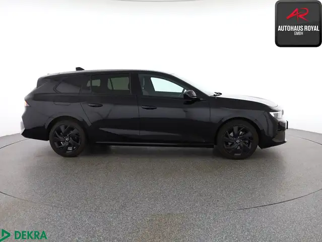 Opel Astra view 6