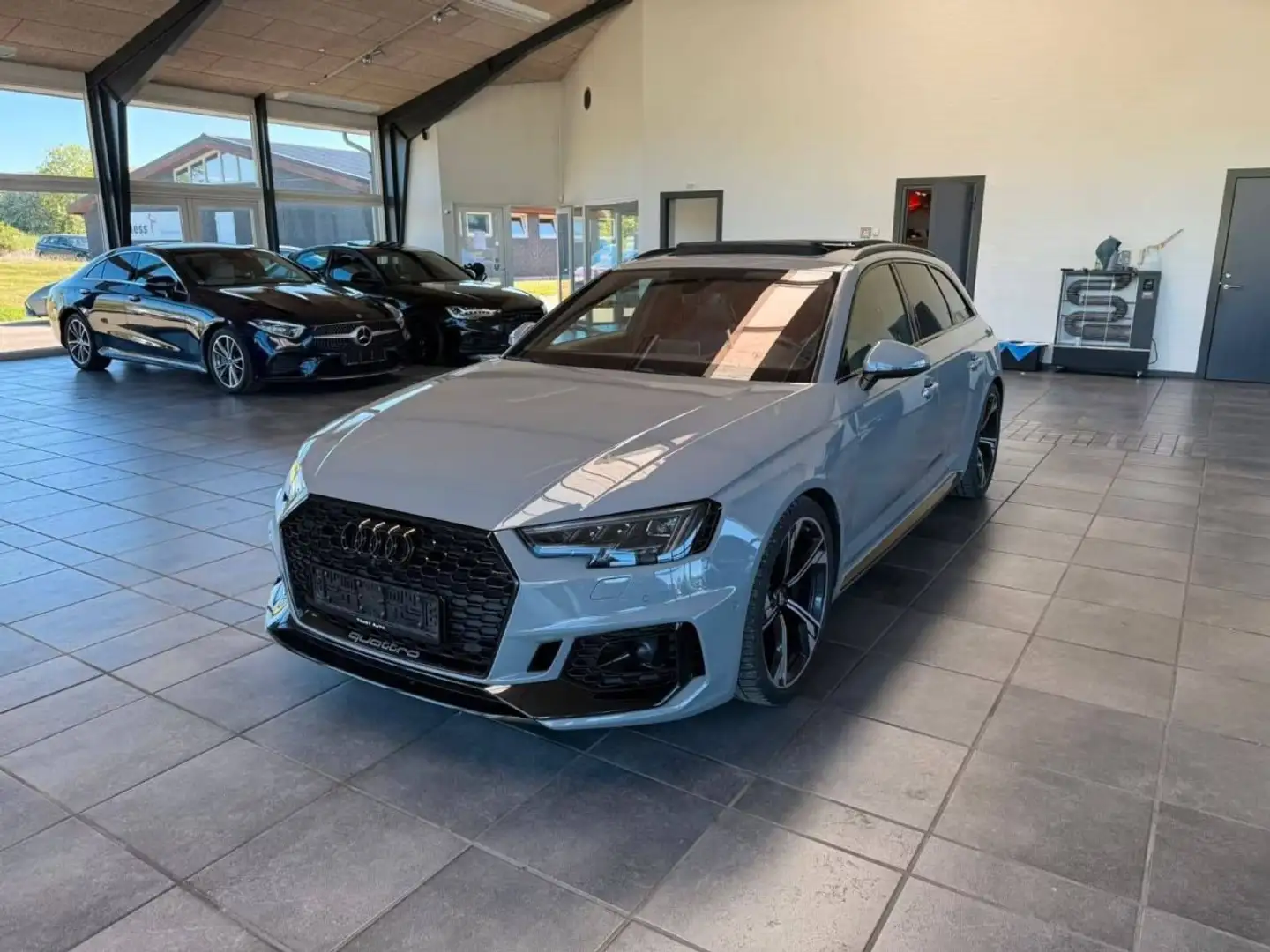 Audi RS4 Avant 2.9 TFSI quattro Pano B&O Gris - 2