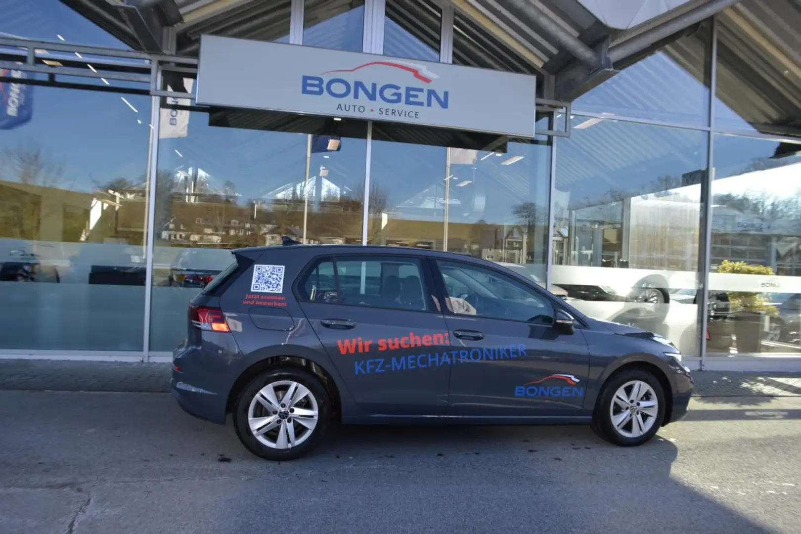 Volkswagen Golf VIII 1.0 Life Apple Car Play Sitzhzg. LED Klima Grau - 2