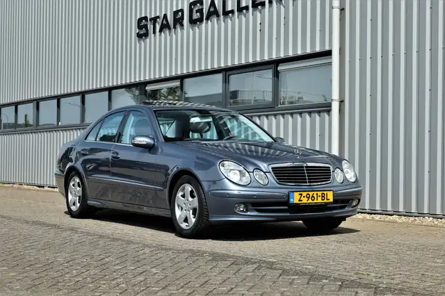 Mercedes-Benz E 280 E Avantgarde 81057km Youngtimer