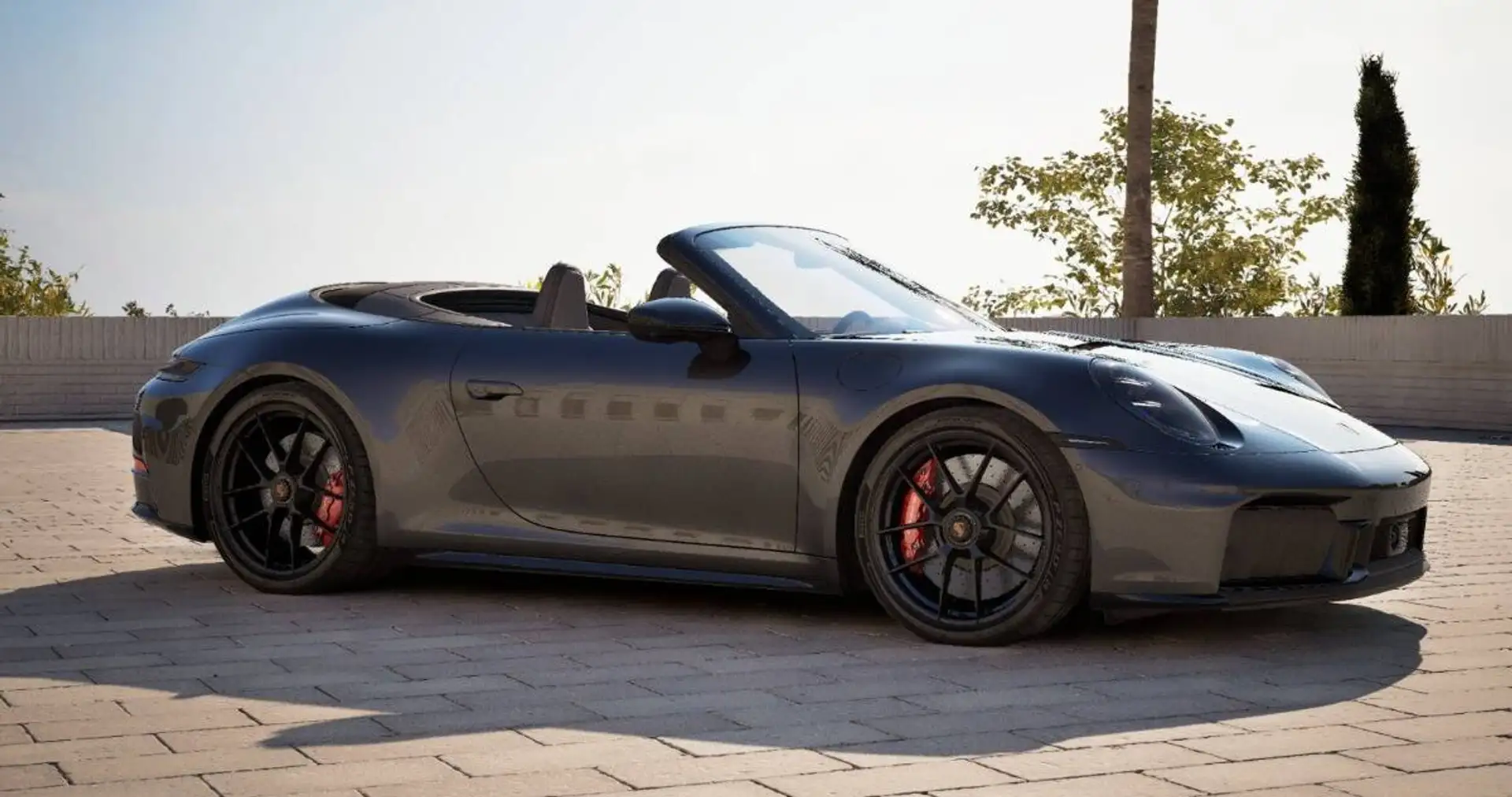 Porsche 911 992 Carrera 4 GTS Cabrio 541cv Negro - 2