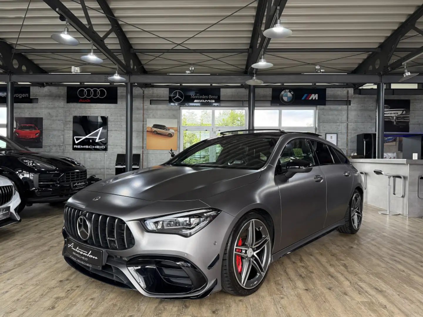 Mercedes-Benz CLA 45 AMG S 4Matic*SCHALE*PANO* Gris - 1