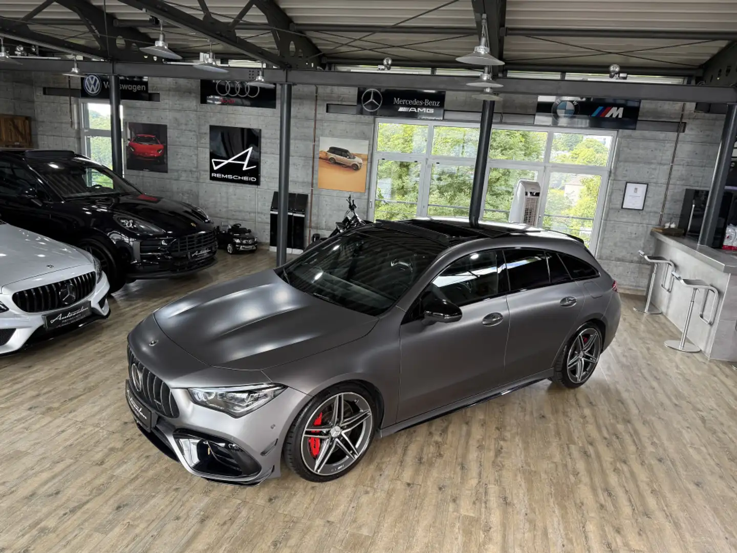 Mercedes-Benz CLA 45 AMG S 4Matic*SCHALE*PANO* Gris - 2