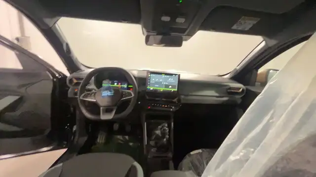 Dacia Duster view 10