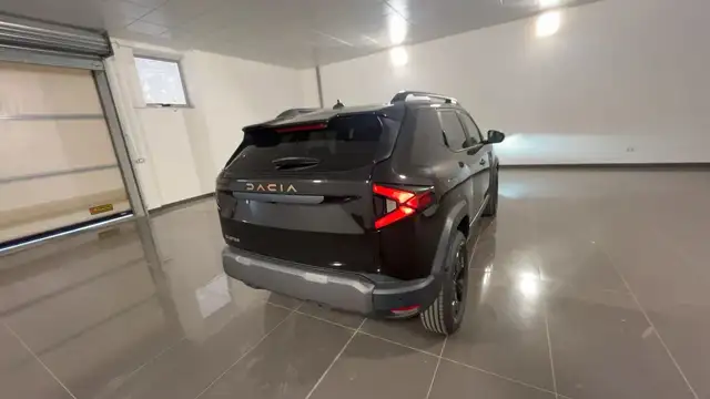 Dacia Duster view 4