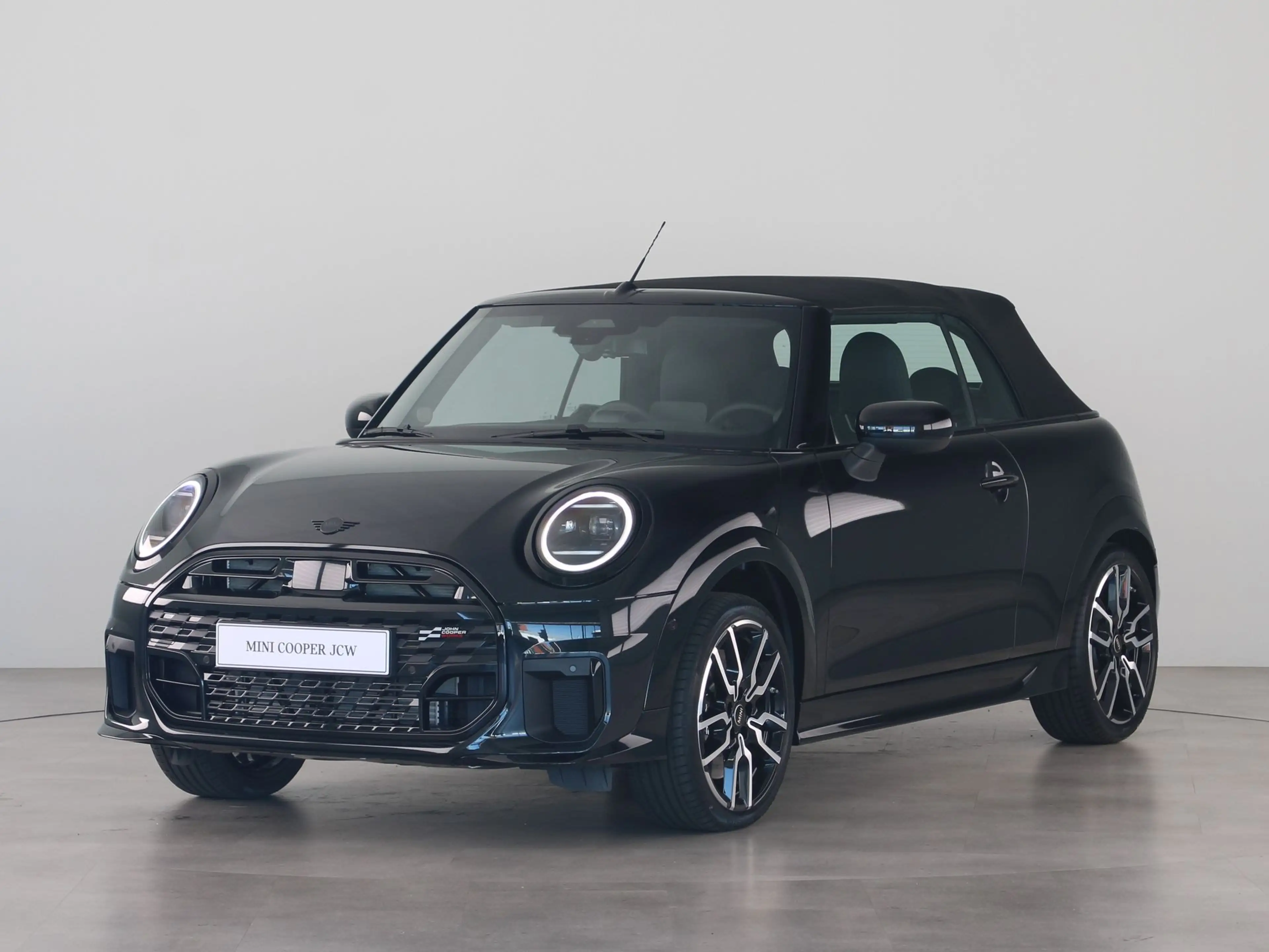 MINI Cooper C Cabrio John Cooper Works Pakket M PRIVATE LEASE EUR 673,- — photo 2