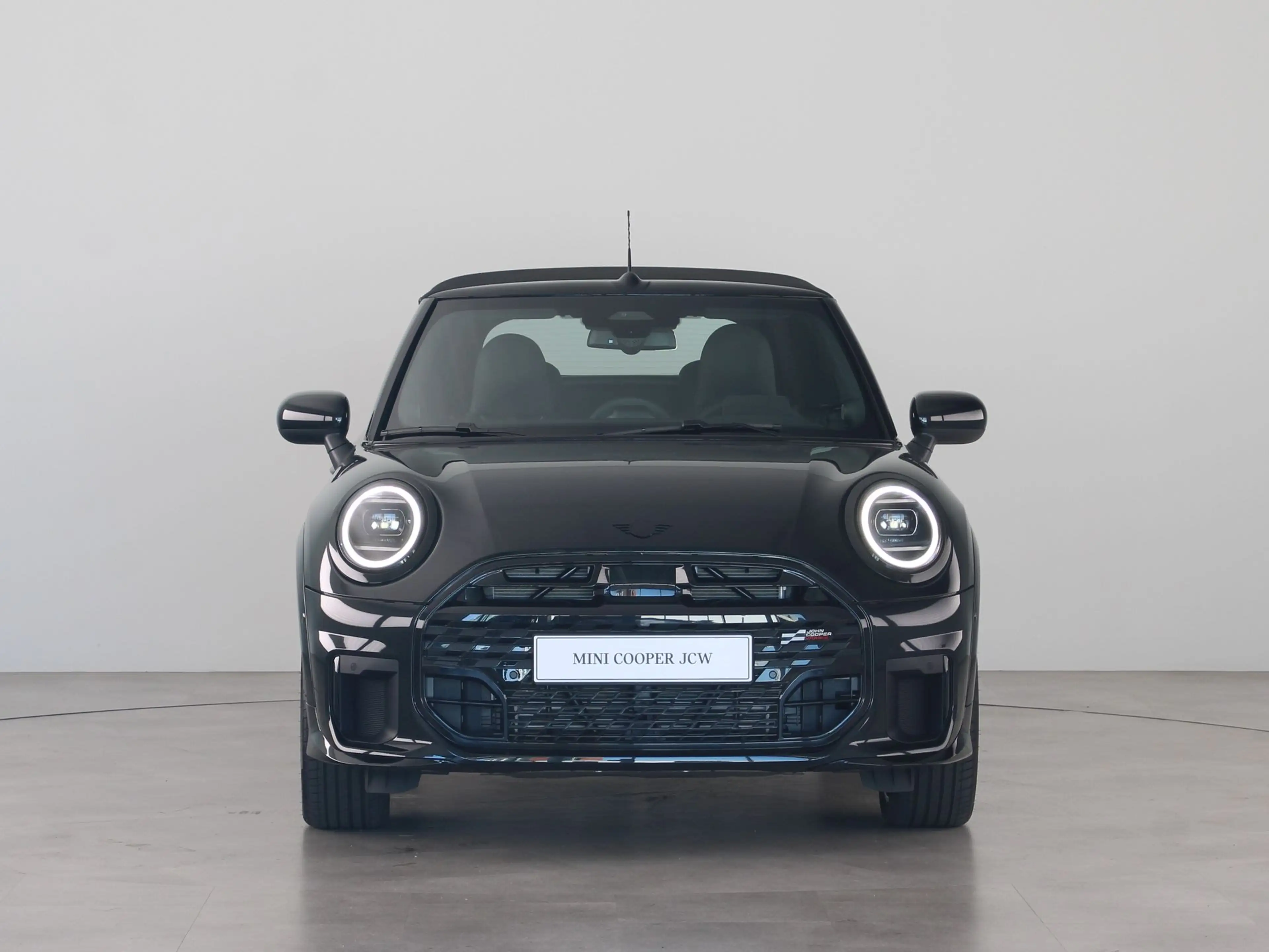 MINI Cooper C Cabrio John Cooper Works Pakket M PRIVATE LEASE EUR 673,- — photo 4