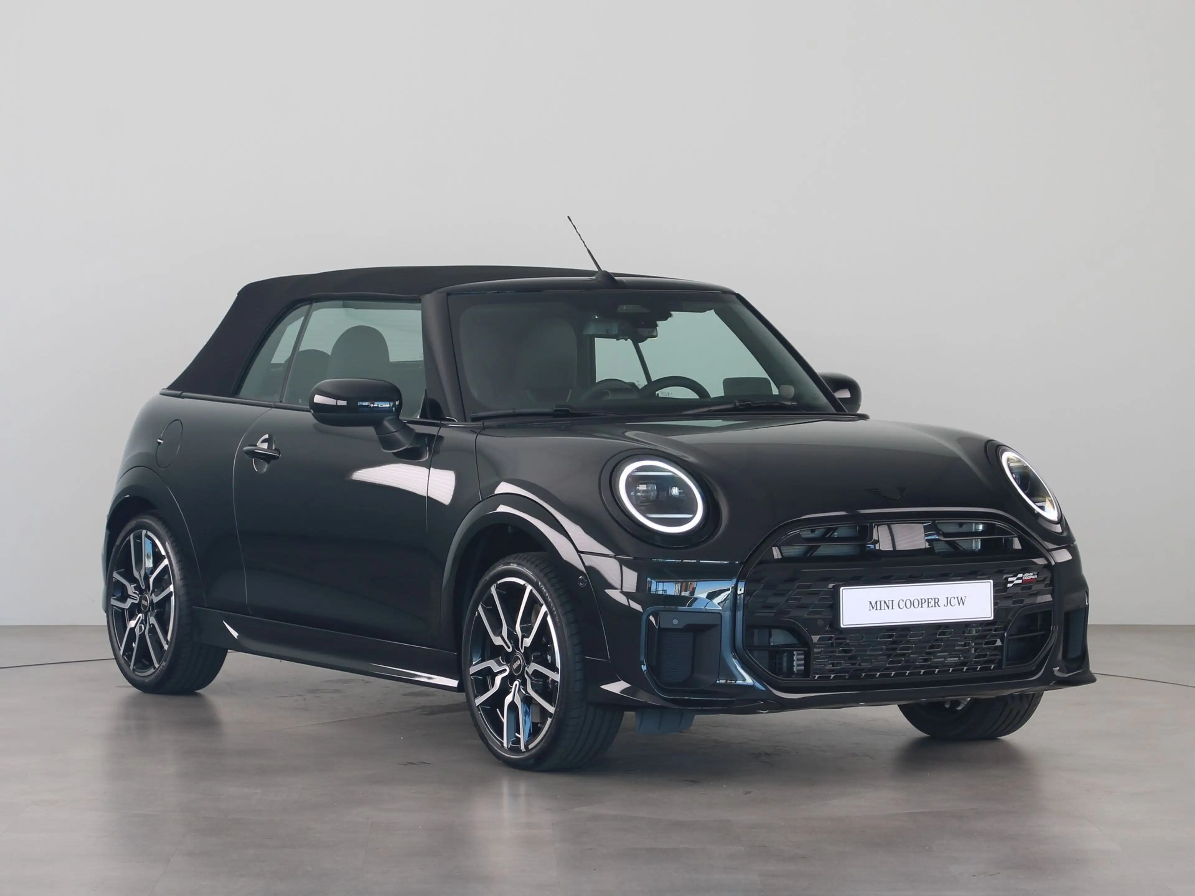 MINI Cooper C Cabrio John Cooper Works Pakket M PRIVATE LEASE EUR 673,- — photo 6