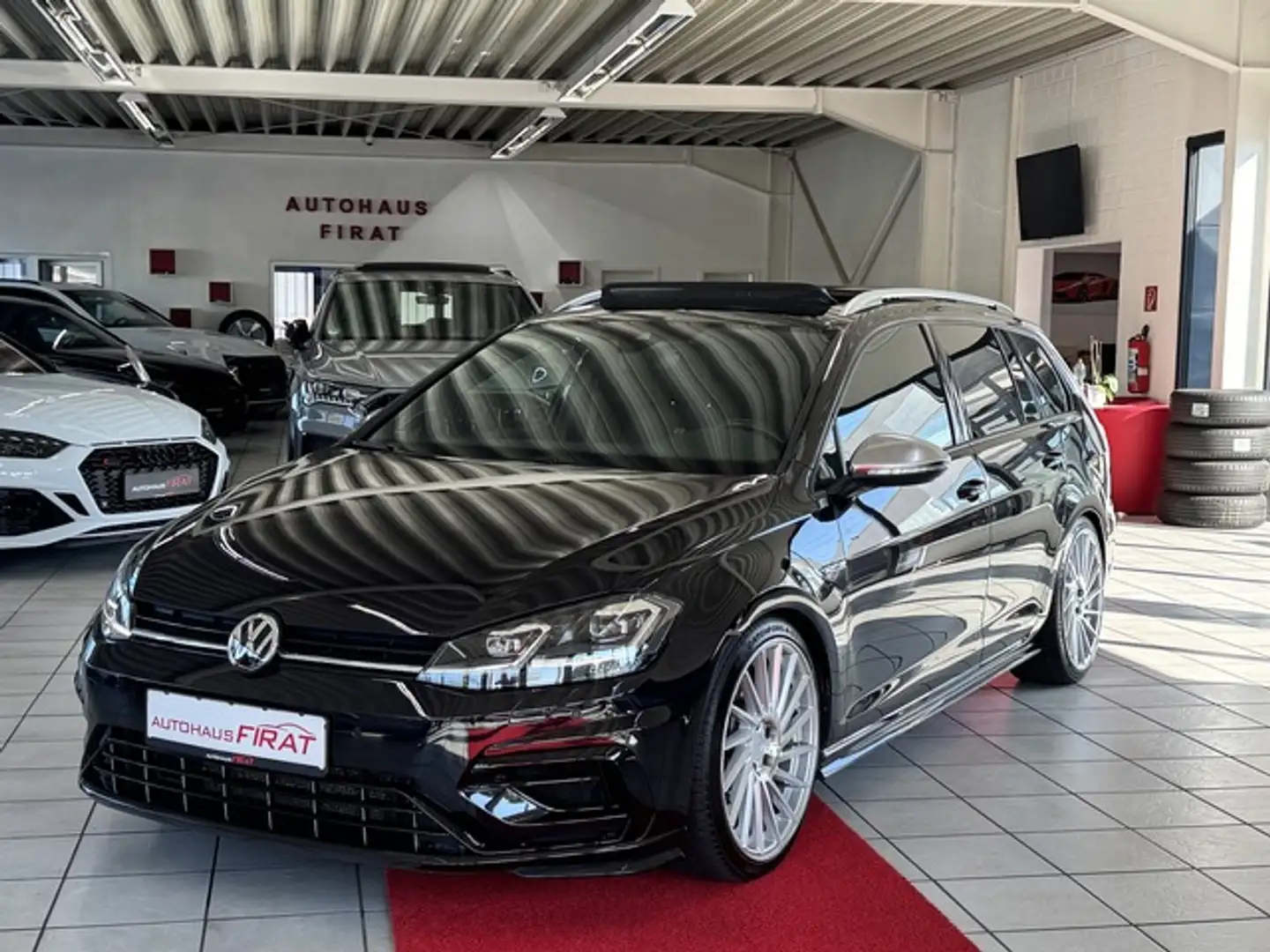 Volkswagen Golf Variant VII R BMT/Start-Stopp 4Motion PanoramaSD+Kamera+Le Schwarz - 2
