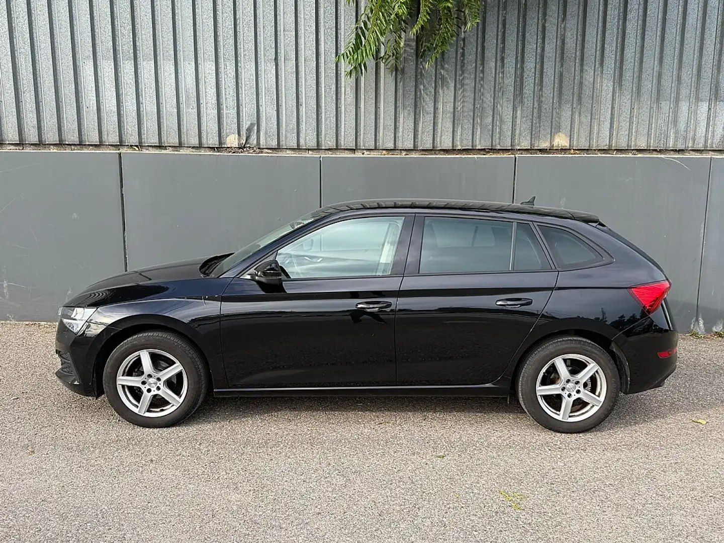 Skoda Scala 1,0 TSI SC | PICKERL BIS 01/2027 INKL.ÜBERZUG | Schwarz - 2