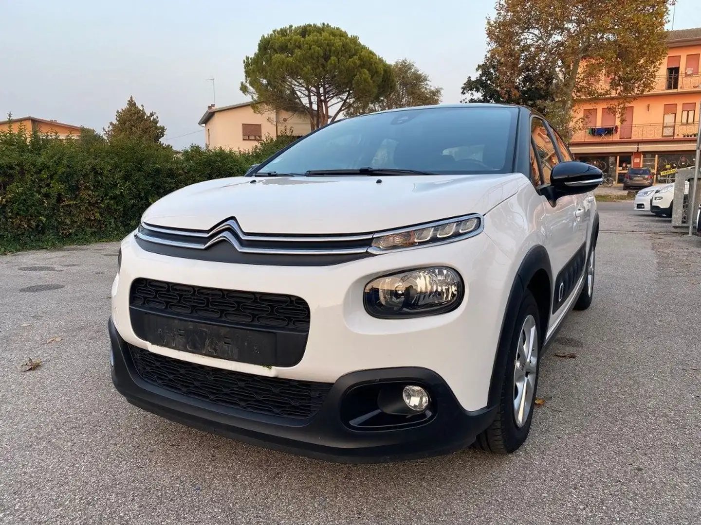 Citroen C3 PureTech 110 S&S EAT6 Feel Automatica Bianco - 1