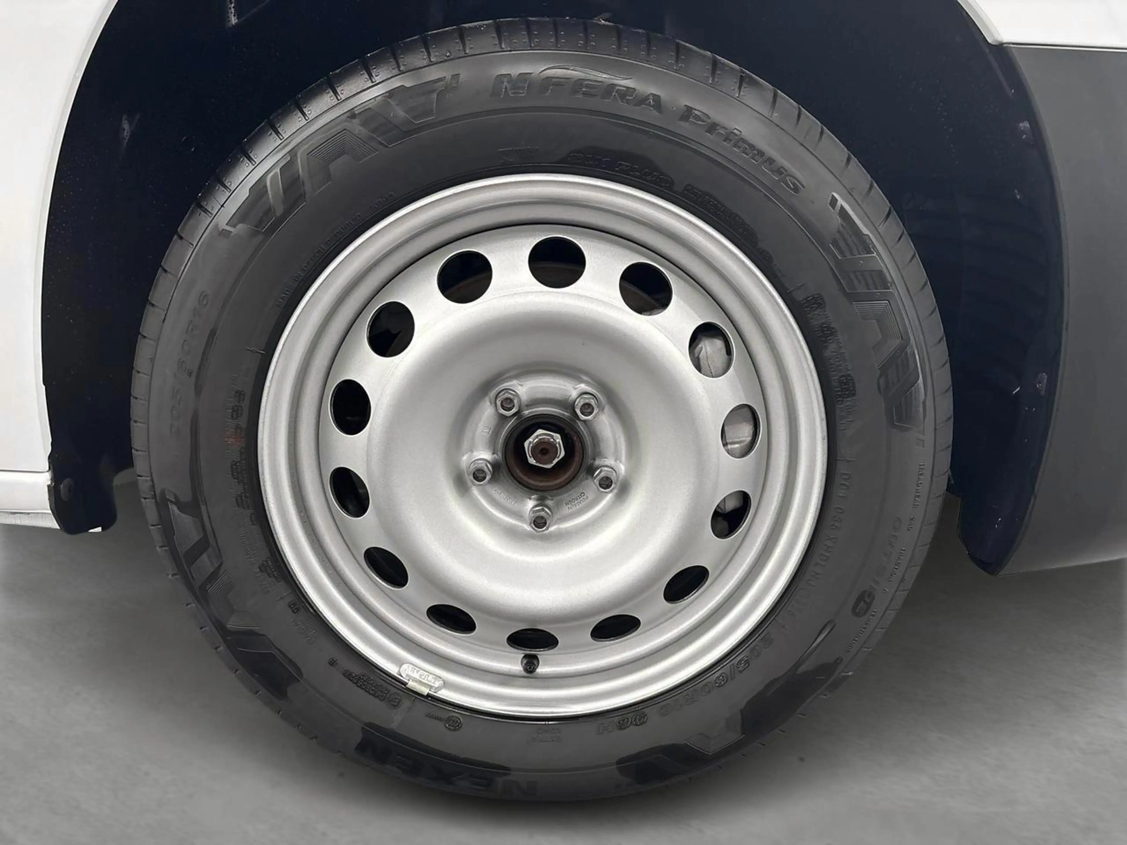 Peugeot Partner 1.5 BlueHDi 96kW L2 EAT8 Allure CLIMA/2PL/CAMERA/C — photo 12