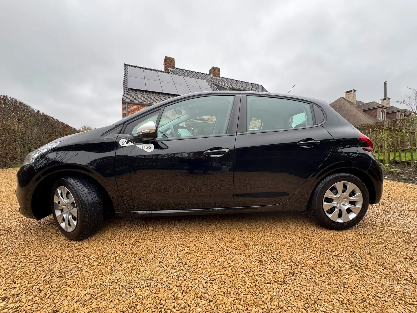 Peugeot 208 208 PureTech 68 Like Noir - 1