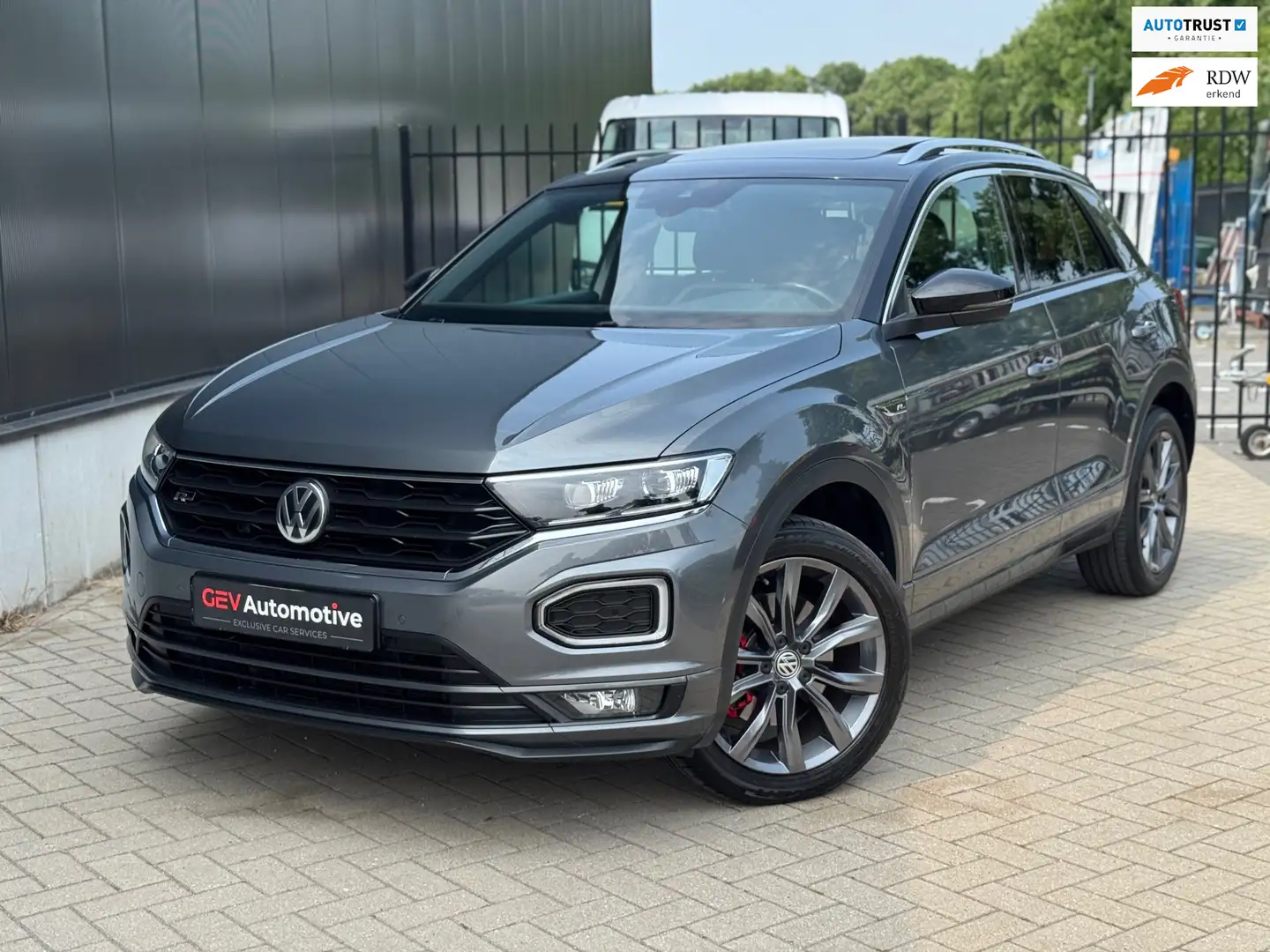 Volkswagen T-Roc 1.5 TSI Sport R-Line Pano Virtual Cockpit Camera C Gris - 1