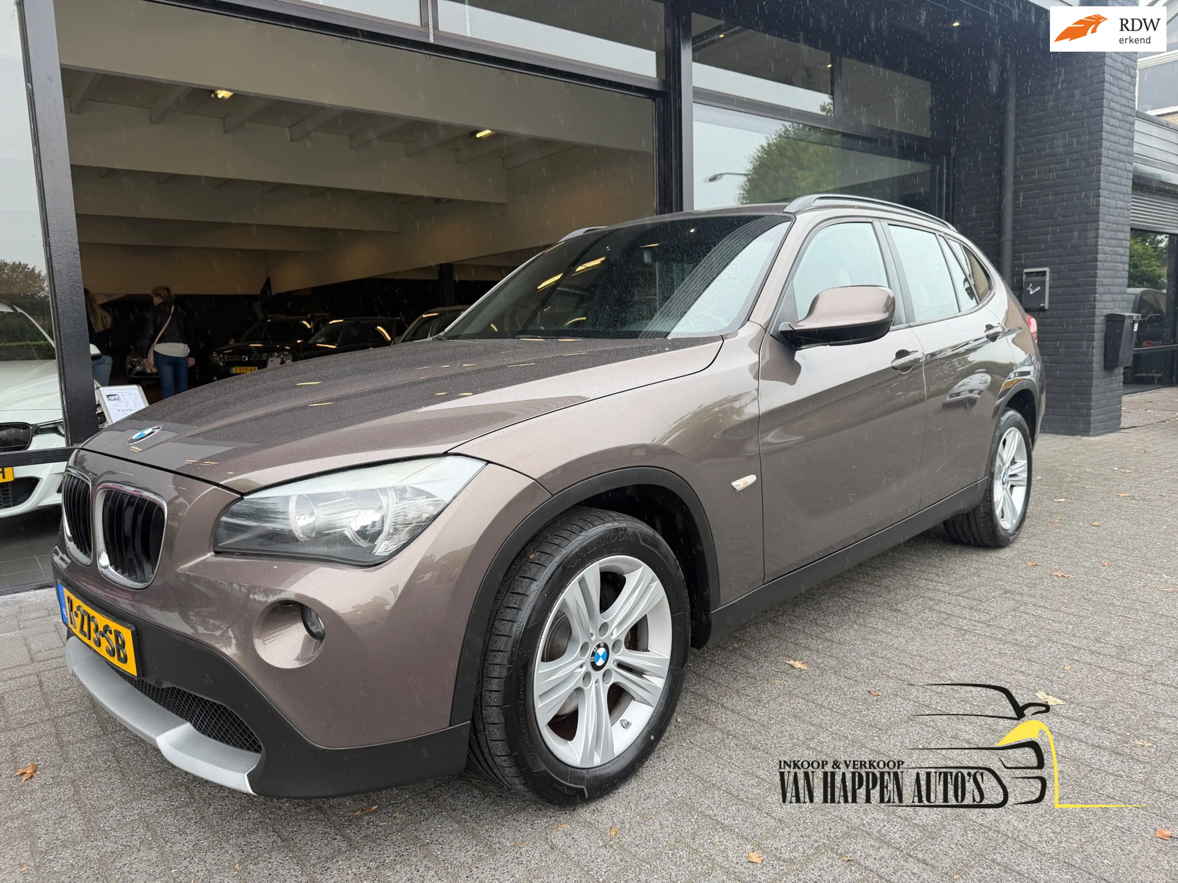 BMW X1 SDrive18i Executive / apk 8-2027/ automaat