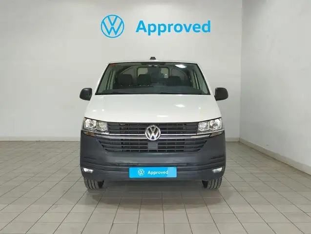 Volkswagen Transporter view 10