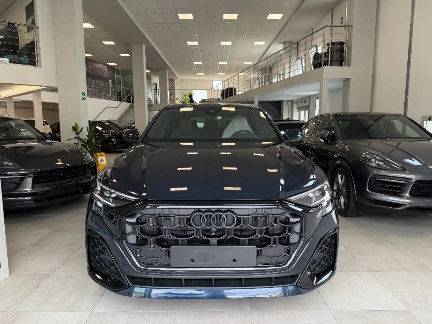 Audi Q8 SUV 50 TDI 286 CV quattro tiptronic S line edition Blu/Azzurro - 1