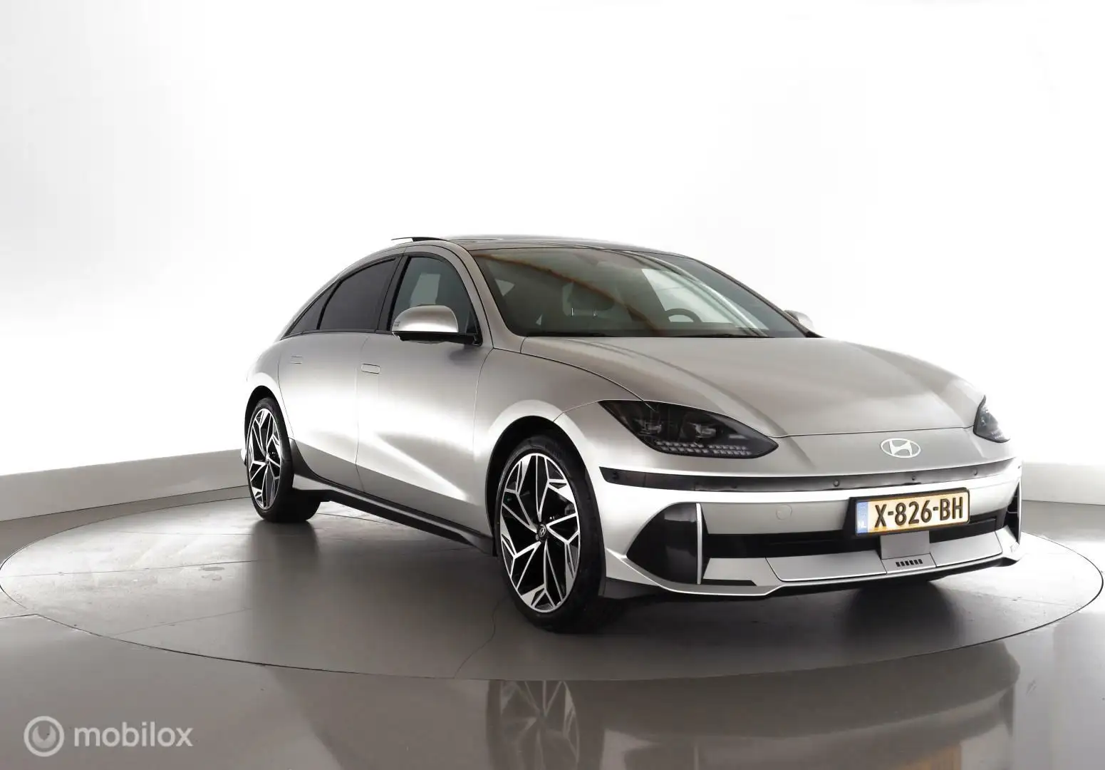 Hyundai IONIQ 6 Lounge 77 kWh/228PK Bose|pano|leer|cam|acc|lmv20 Gris - 2
