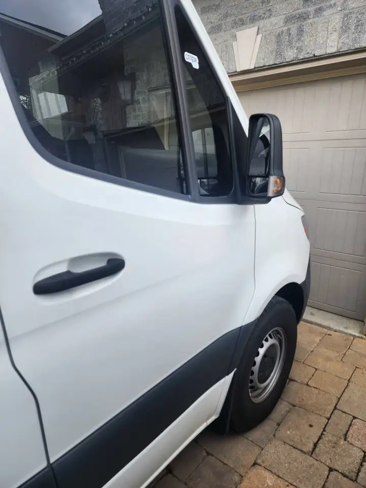 Mercedes-Benz Sprinter снимка Mercedes-Benz Sprinter