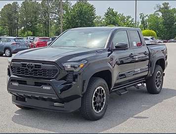 TRD Off Road Premium Hybrid T1: 59.800 EURO