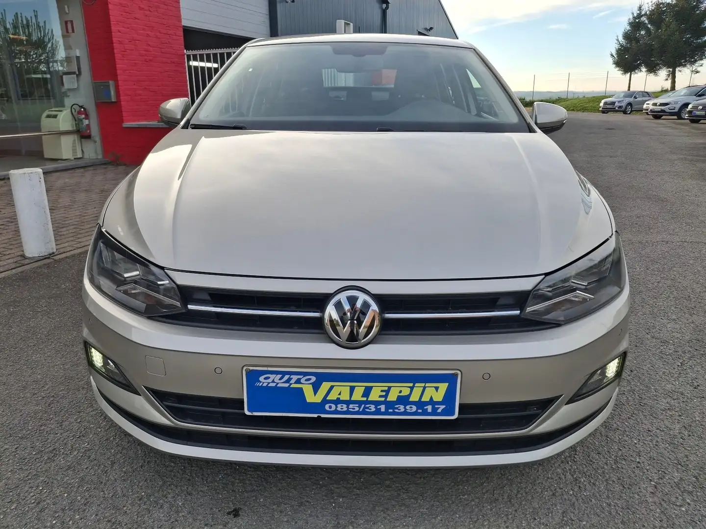 Volkswagen Polo 1.0i 80cv AIRCO/R-CD/BLUETOOTH/AB/JA15/APS x2... Gris - 2