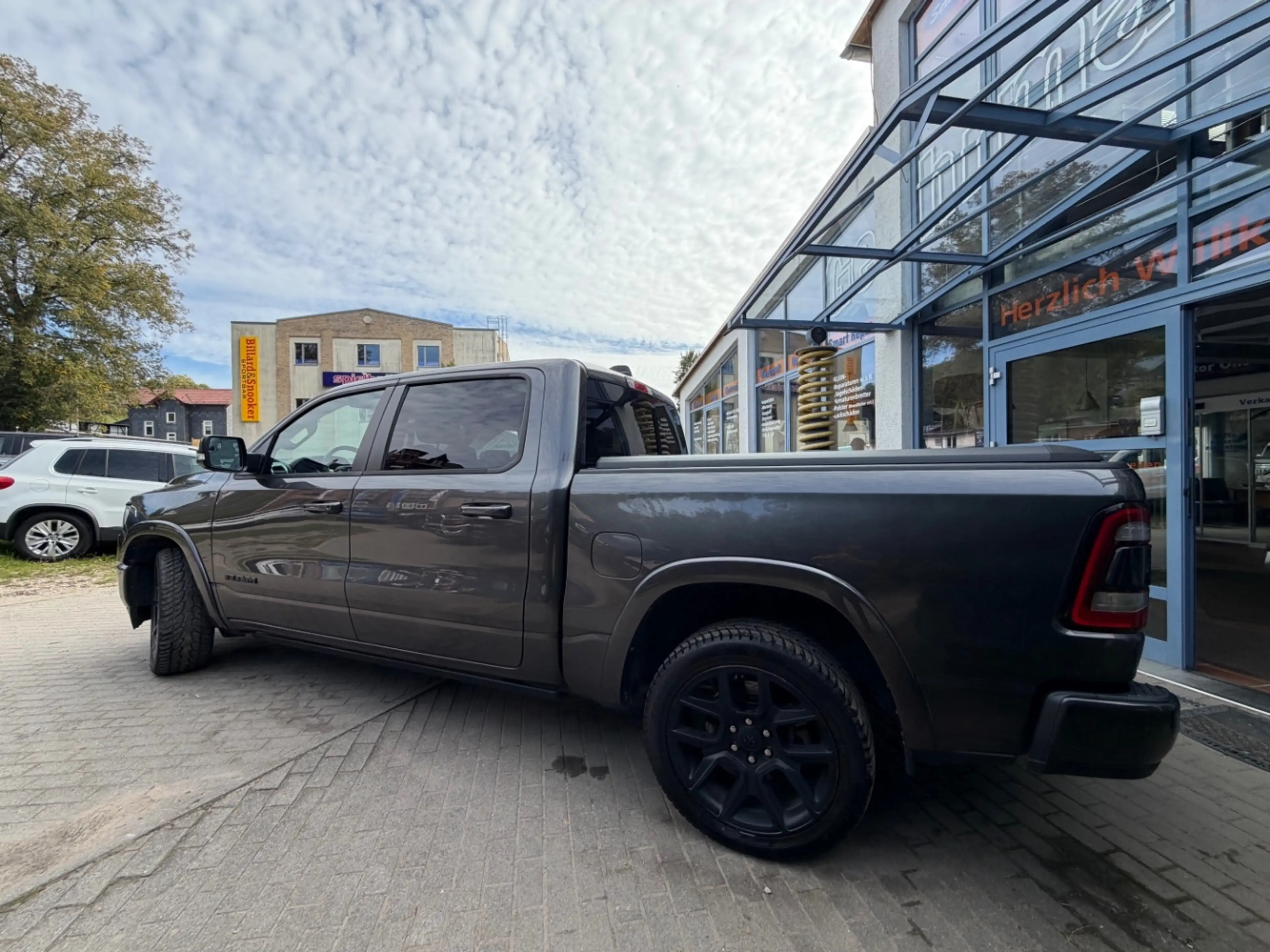 Dodge RAM 1500 5,7 HEMI Laramie 22 zoll LPG EU MODEL 12zoll — photo 2