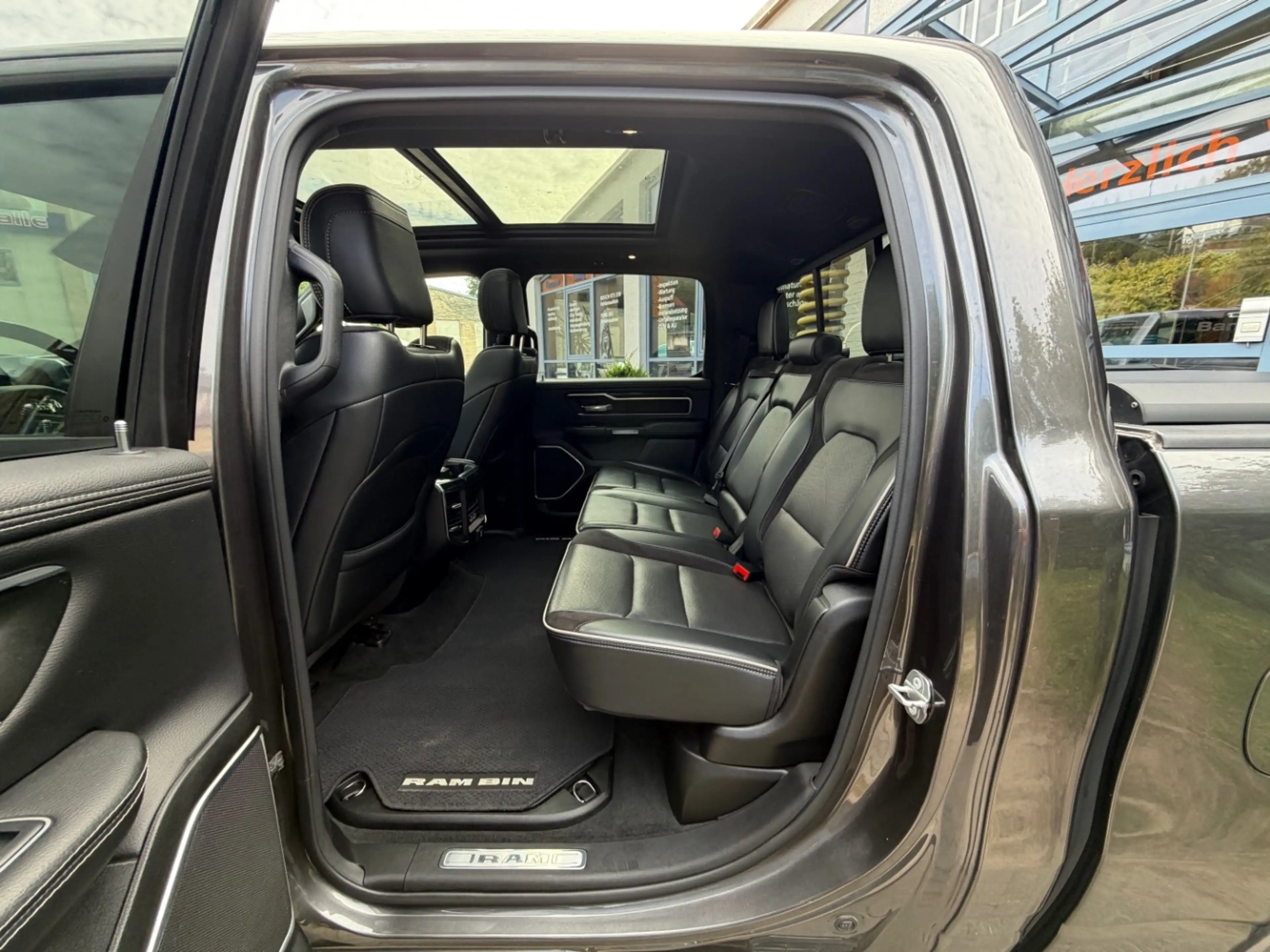 Dodge RAM 1500 5,7 HEMI Laramie 22 zoll LPG EU MODEL 12zoll — photo 13
