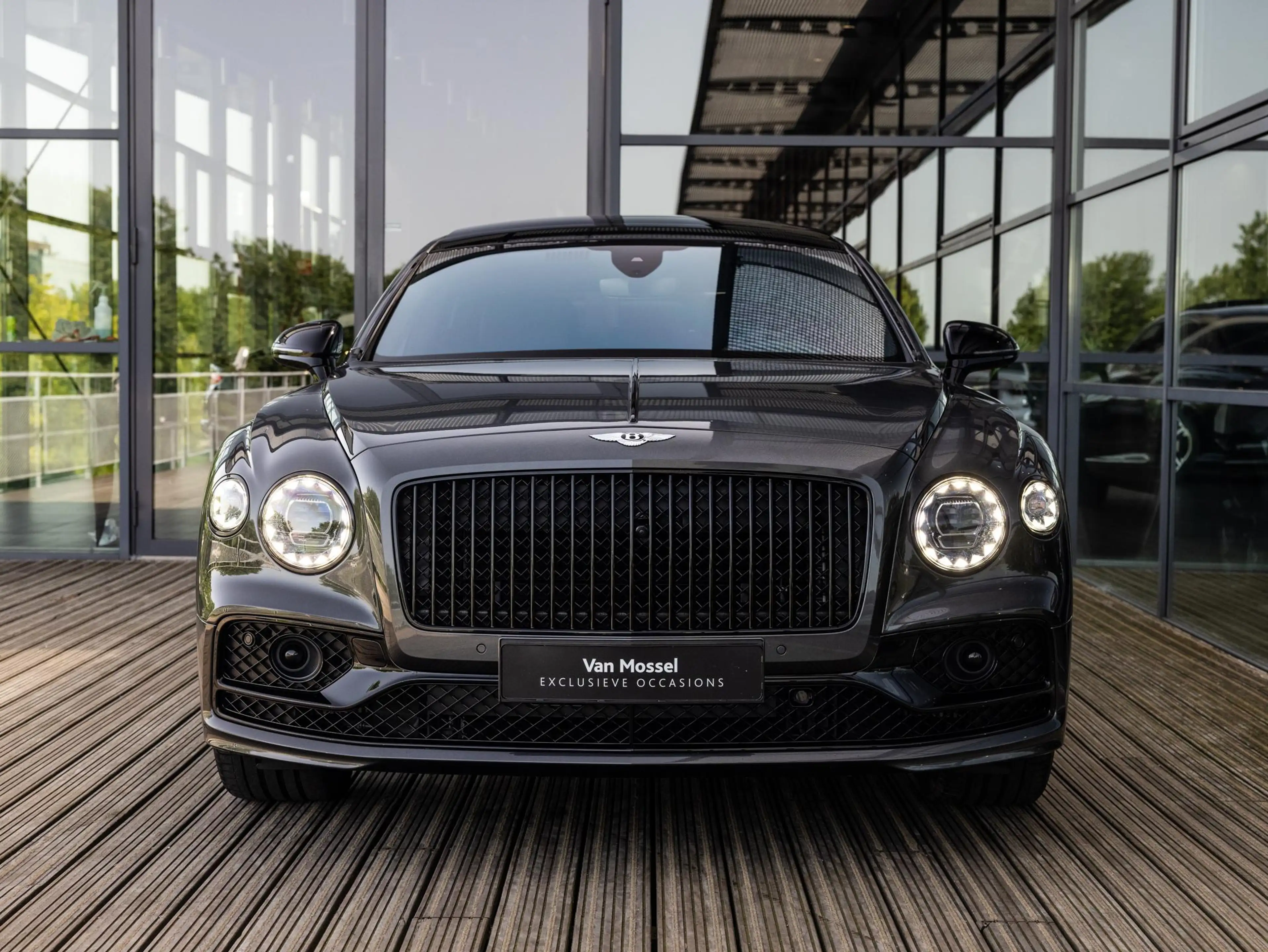 Bentley Flying Spur 2.9 V6 Hybrid Azure | TOURING PAKKET | BANG & OLUF — photo 2