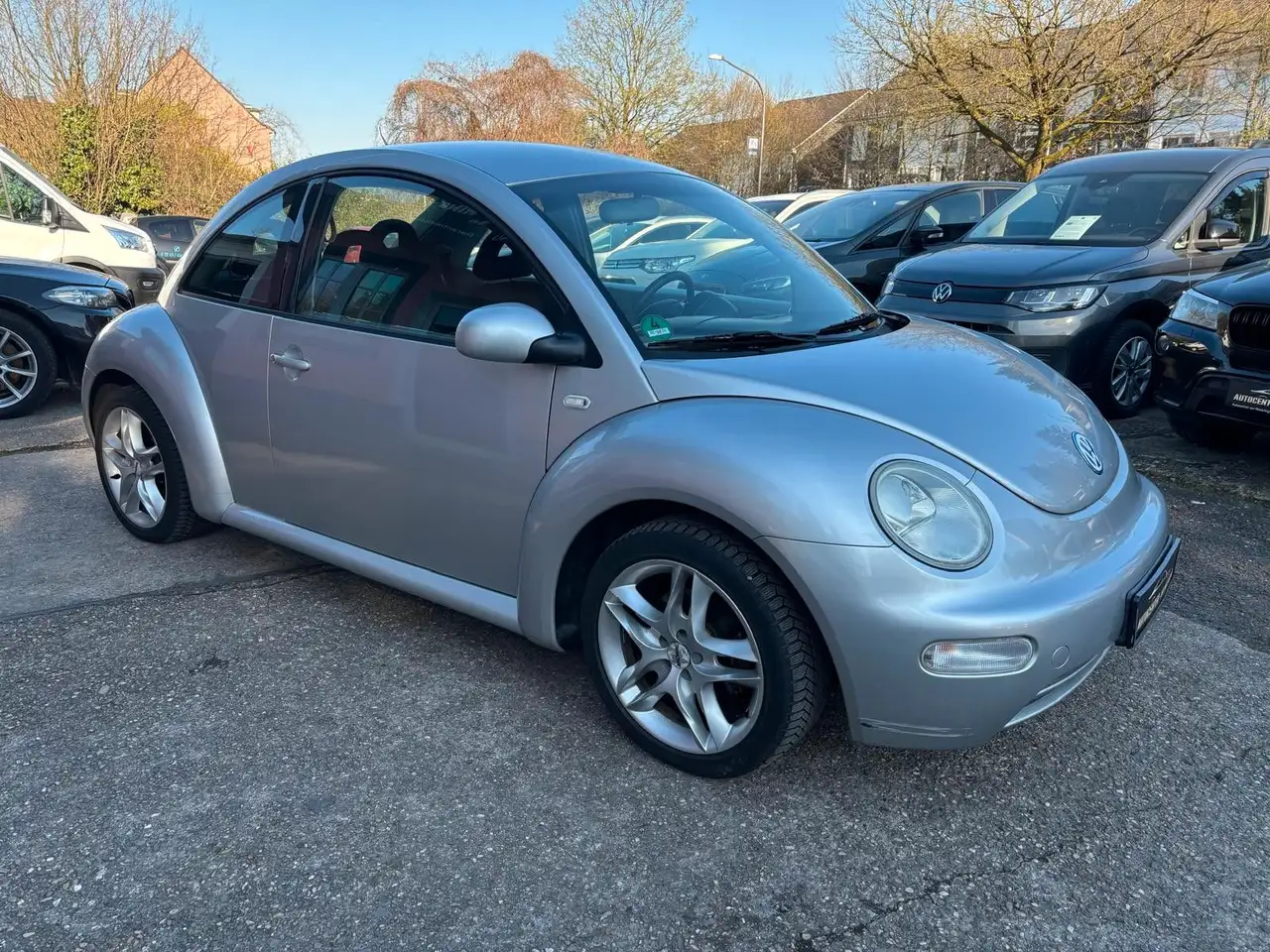 Volkswagen New Beetle Lim. 2.0, foto 2
