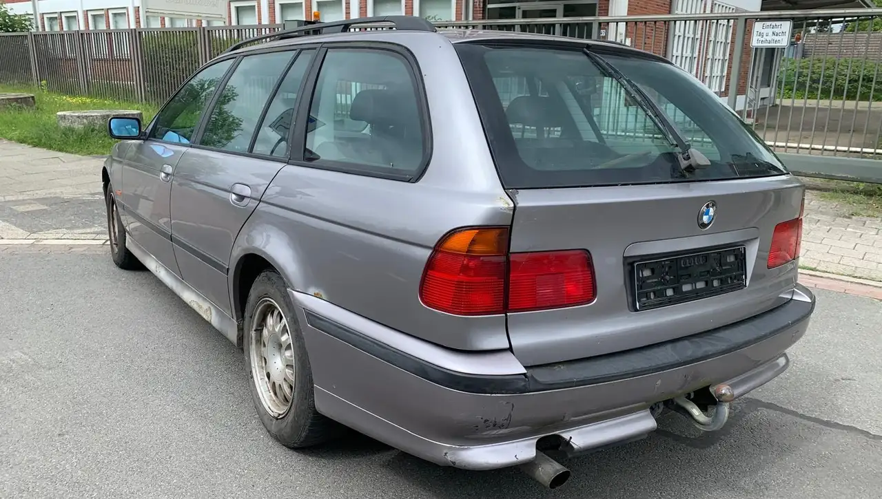 BMW 525i touring, foto 4