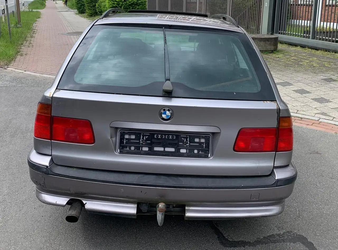BMW 525i touring, foto 7