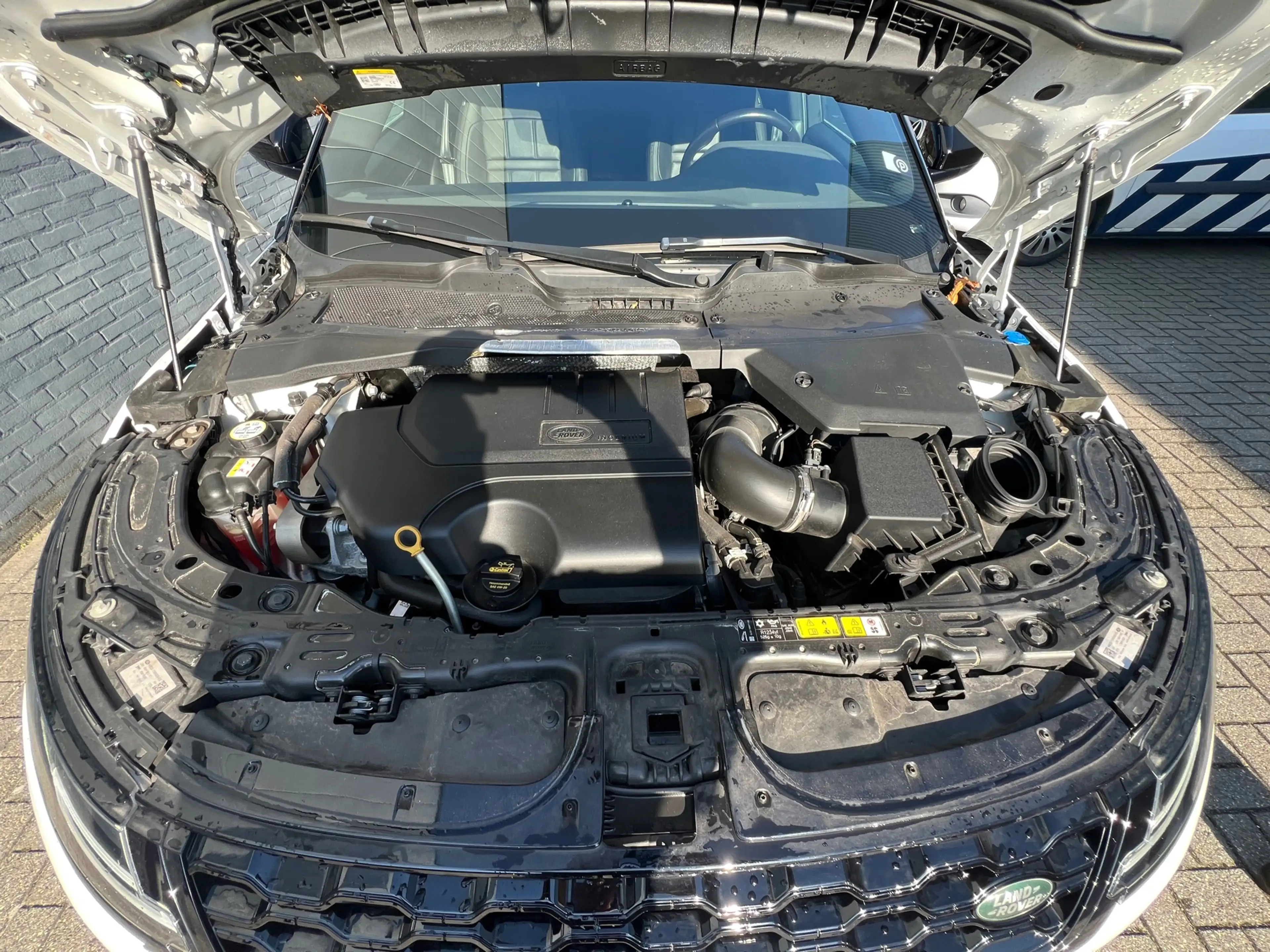 Land Rover Range Rover Evoque 2.0 P200 AWD R-Dynamic HSE 2019 49970KM 34950EU — photo 22