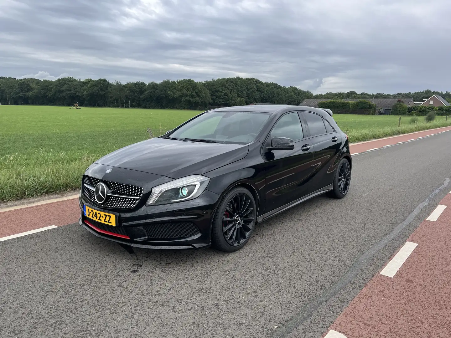 Mercedes-Benz A 250 Sport Ambition Чёрный - 1