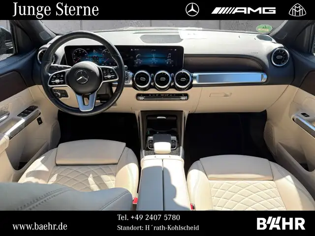 Mercedes-Benz GLB view 4