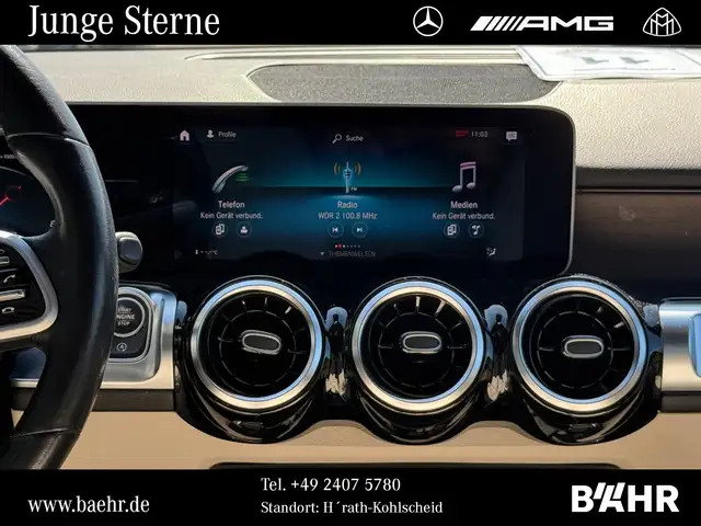 Mercedes-Benz GLB view 12