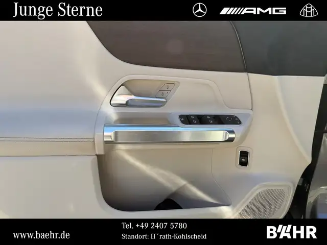 Mercedes-Benz GLB view 14